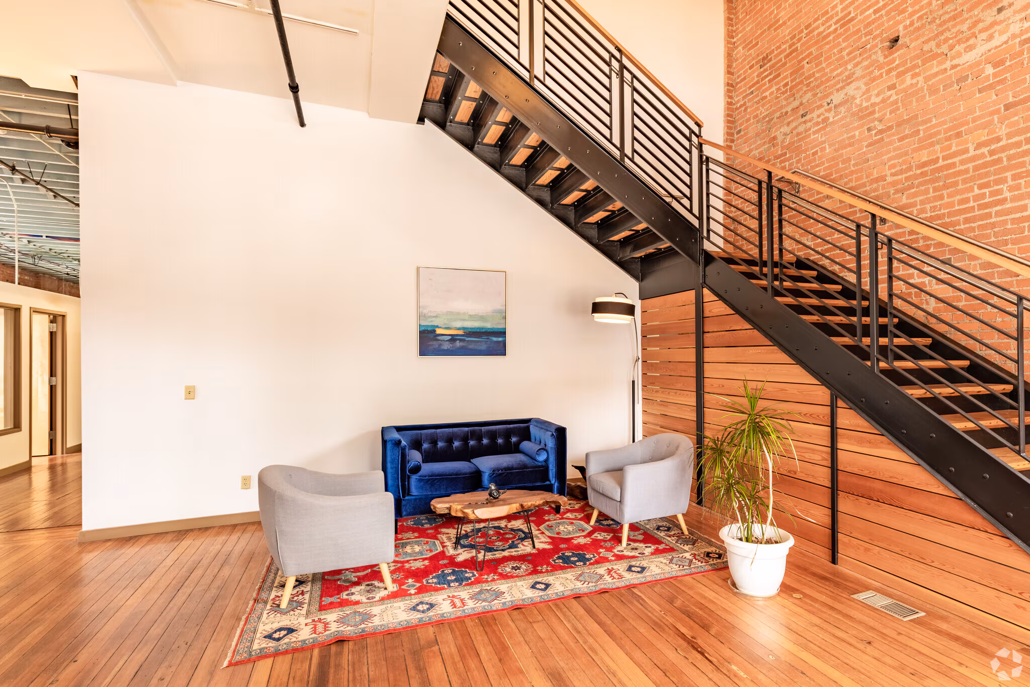 400-Admiral-Blvd-Kansas-City-MO-Interior-Photo-9-LargeHighDefinition